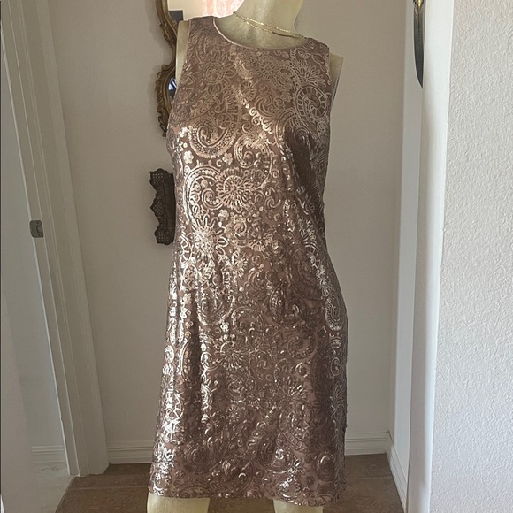 Eliza J Dresses & Skirts - Gorgeous Eliza J Taupe Sequined Dress